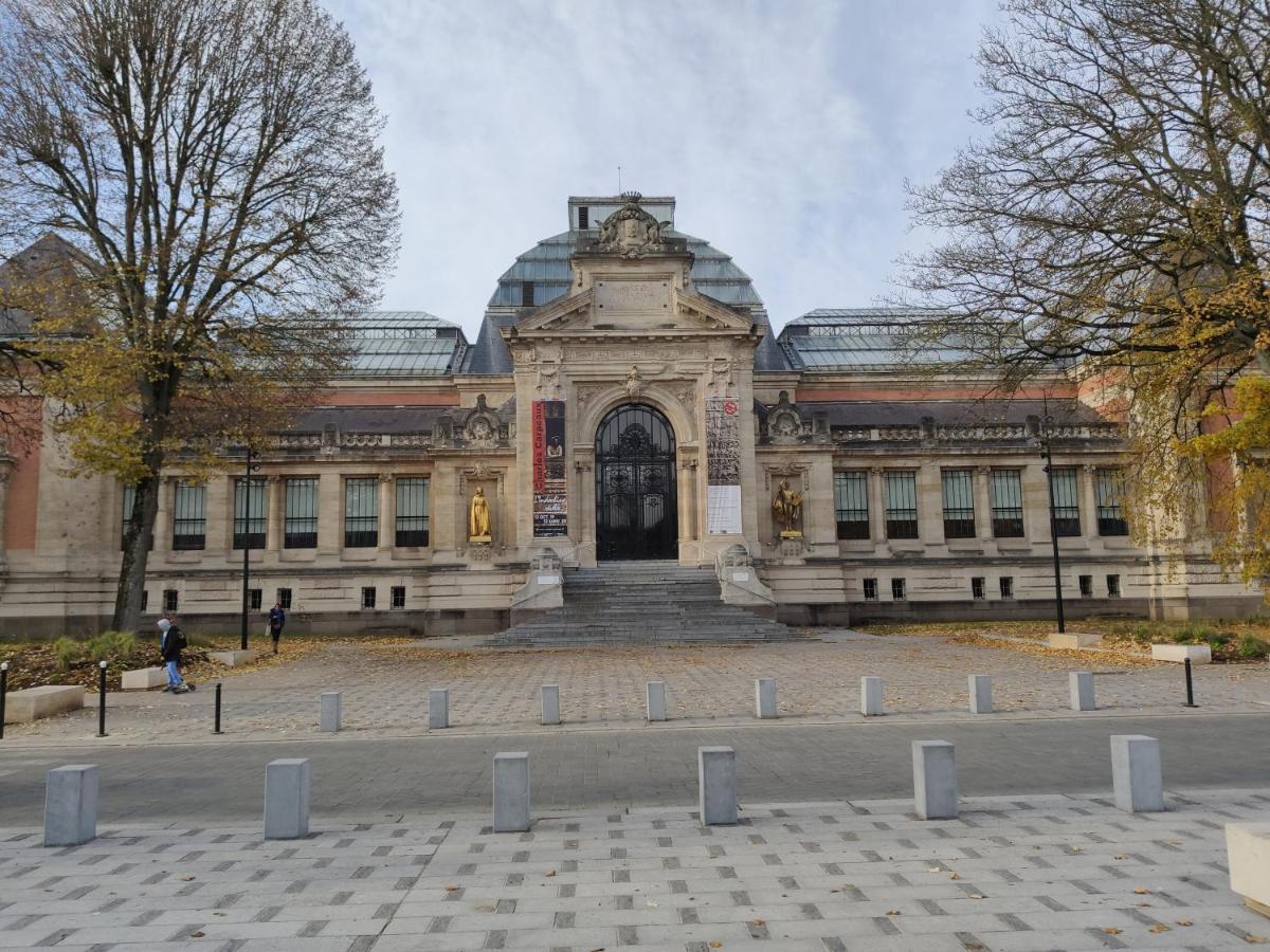 Residence Musee-Home - Centre Ville ヴァランシエンヌ エクステリア 写真